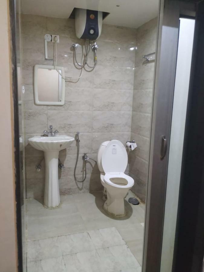 Hotel Shaurya Inn シロン エクステリア 写真